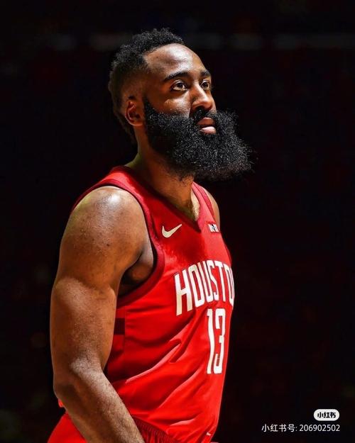 费兰·托雷斯戴帽创生涯新高！巴萨锋线涅槃重生（费兰-托雷斯上演帽子戏法刷新个人纪录，巴萨锋线浴火重生）