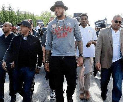 李嗣镕：大家都没想到我首秀进球，下来都恭喜我（李嗣镕首秀破门出人意料，赛后获众人祝贺）