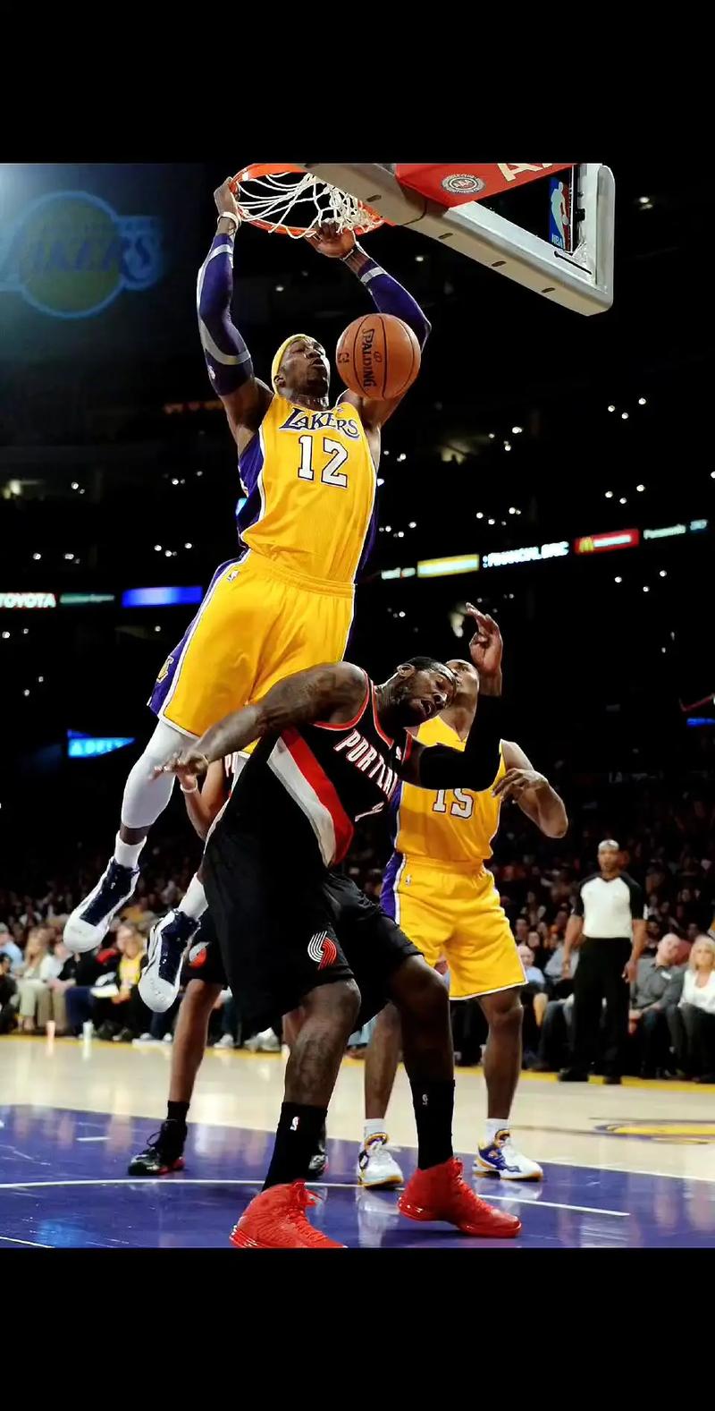 米体：罗马法院起诉那不勒斯转会财务造假，涉及奥斯梅恩等人（米体：罗马法院指控那不勒斯转会财务造假，奥斯梅恩等涉案）